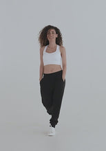 Charger et lire la vidéo dans la visionneuse de la Galerie, All-Over Print Longline Sports Bra.mp4